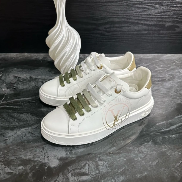 99新 LouisVuitton/路易威登 37.5码/渐变logo松糕鞋Trainer板鞋
