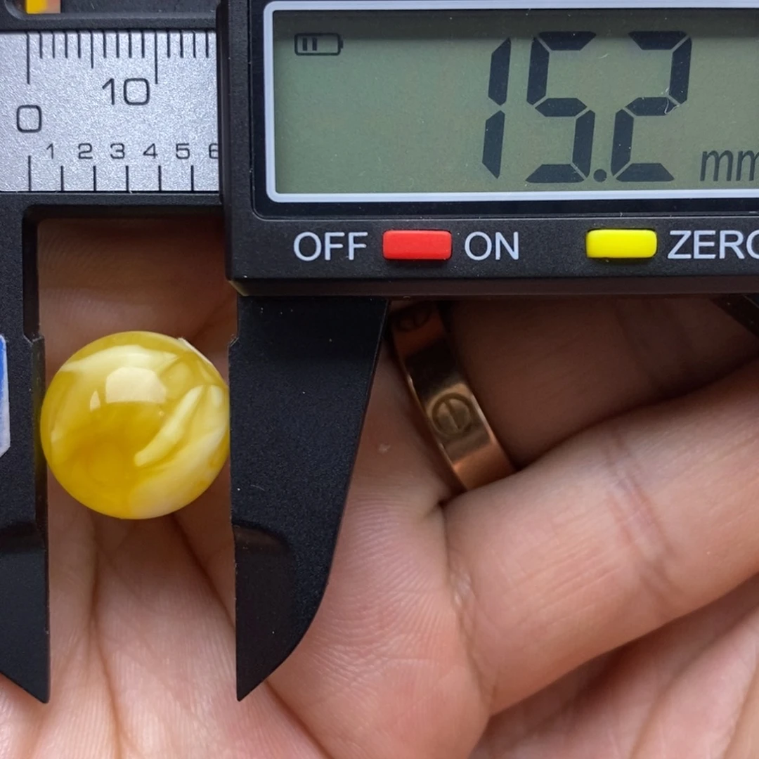 琥珀裸石未镶嵌v***r15.2圆珠默认直发打孔不退不换