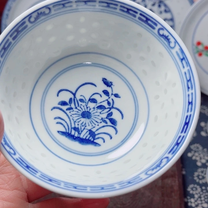 青花玲珑5寸饭碗兰花玩玉底款