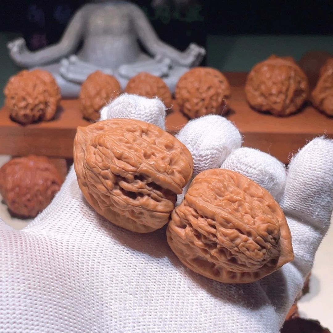 把件文玩核桃赤龙鸡心5190，323438