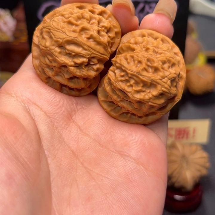 文玩核桃把件蘇宫灯38