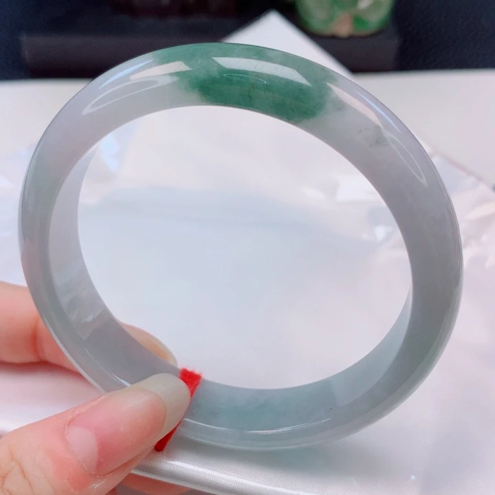 翡翠未镶嵌手镯57圈