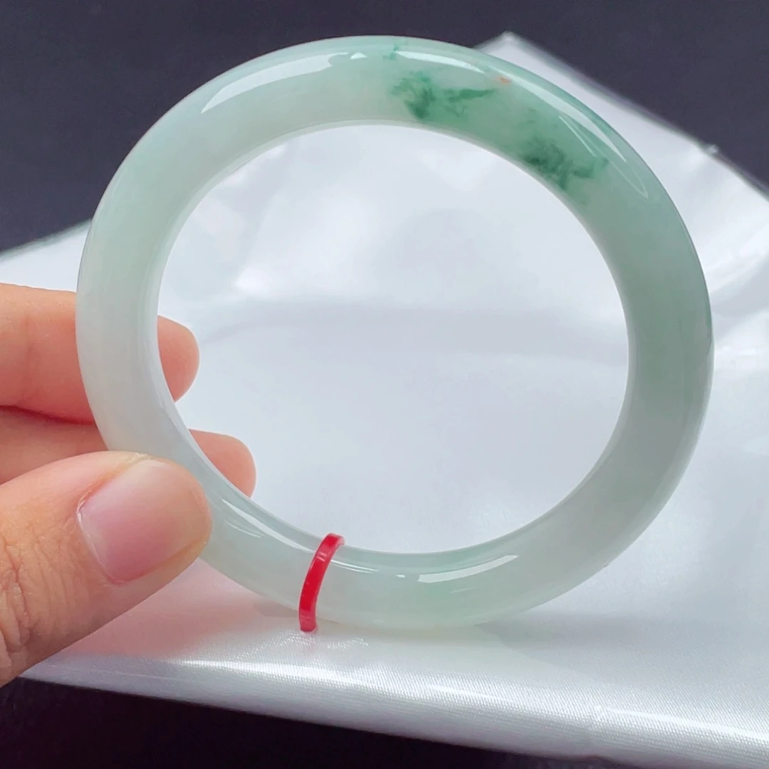 未镶嵌手镯（圆镯）翡翠52圈