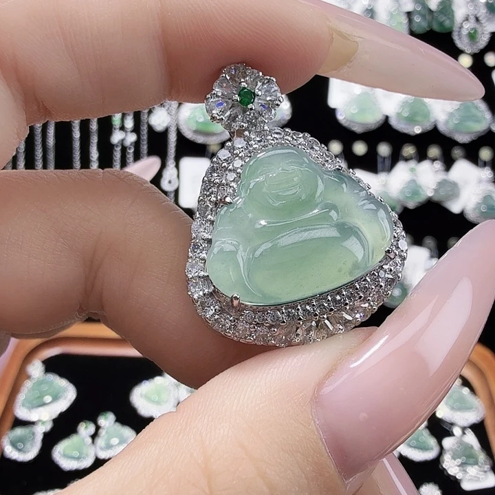 翡翠未镶嵌颈饰翡翠