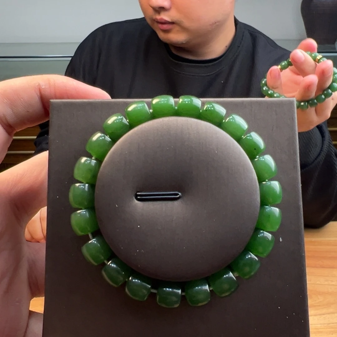 開***和田玉未镶嵌手链