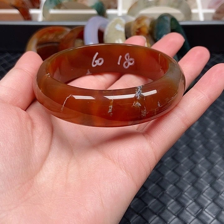 手镯玛瑙/玉髓未镶嵌