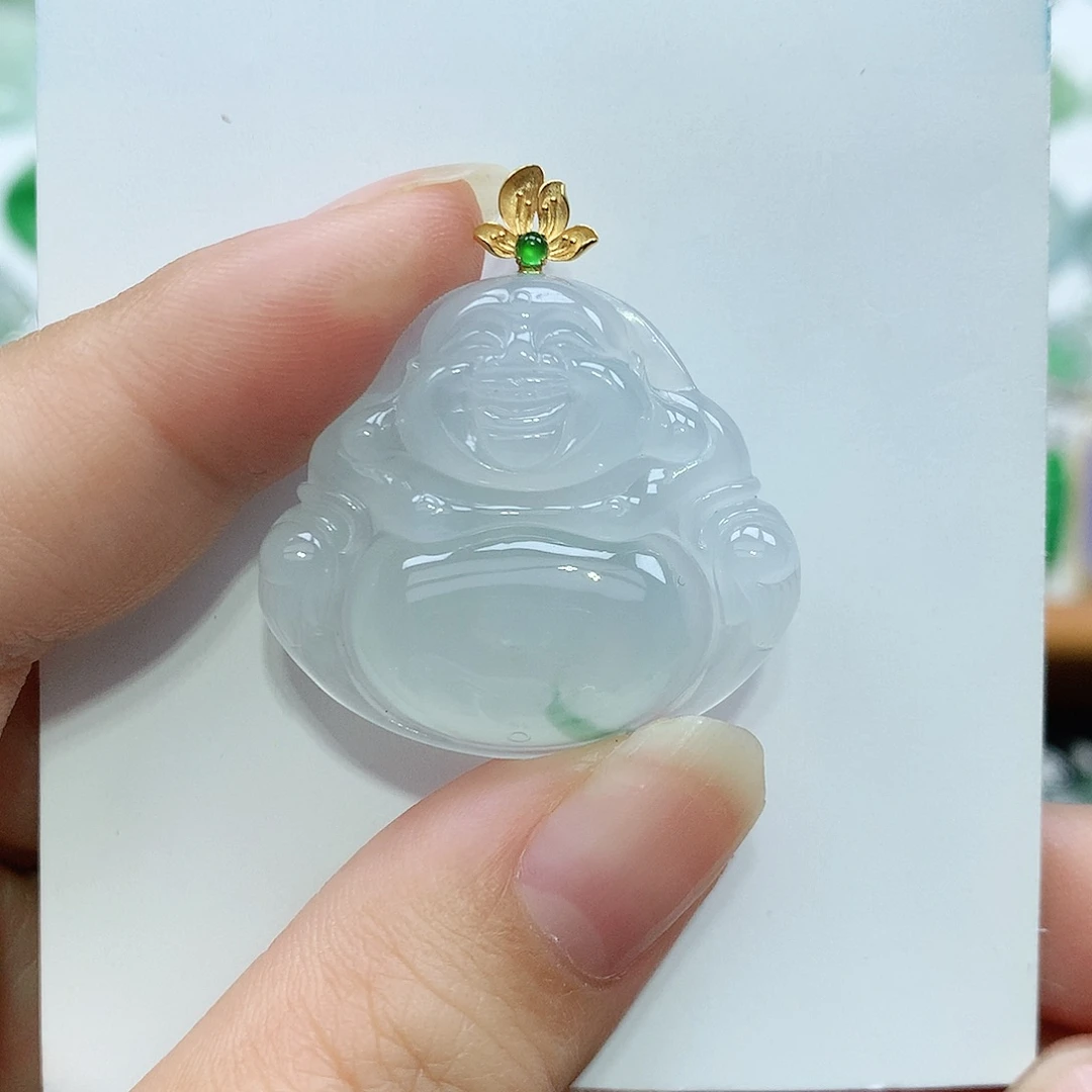 翡翠18K金镶嵌颈饰佛