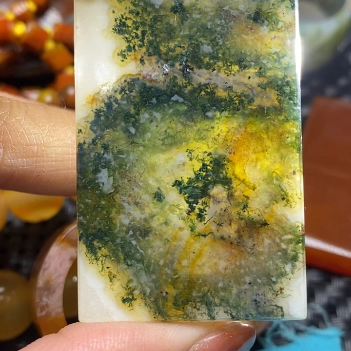 玛瑙/玉髓颈饰未镶嵌点****6