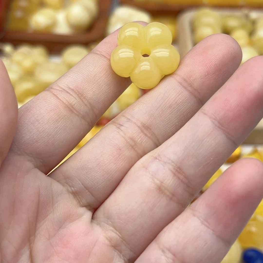 裸石蜜蜡未镶嵌配饰