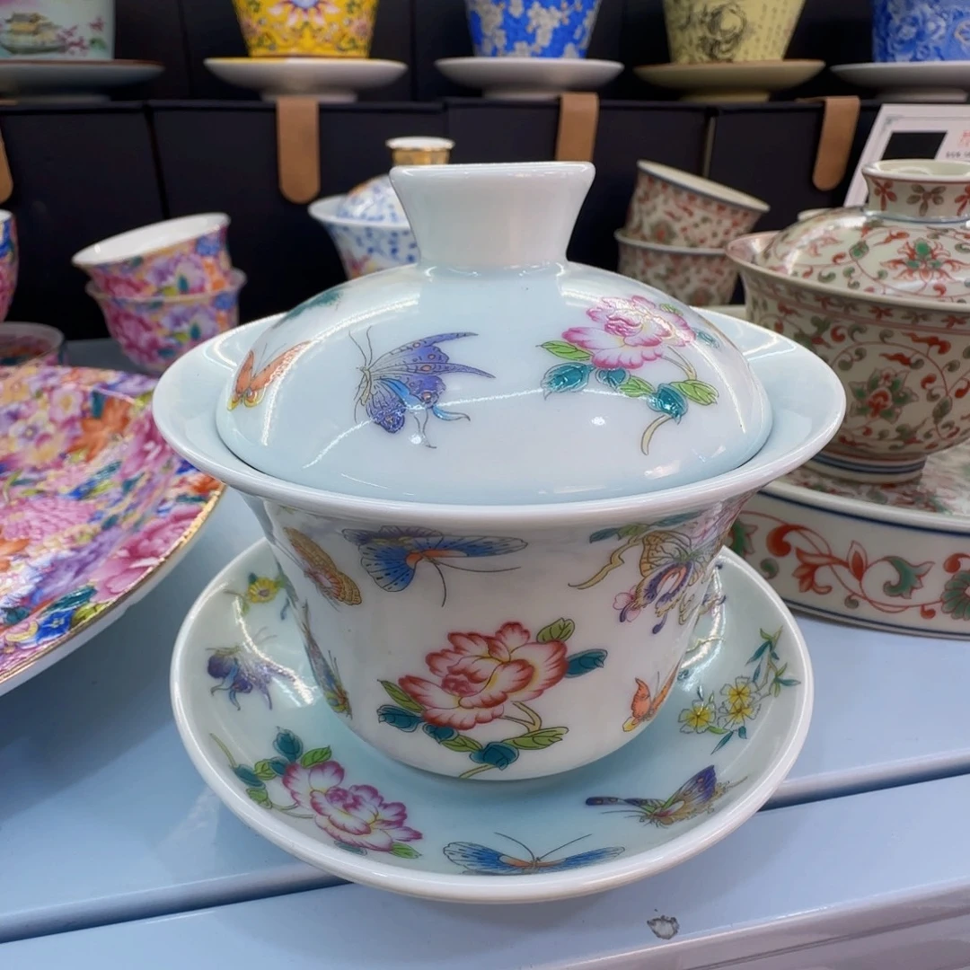 当代艺术家辞典等多种