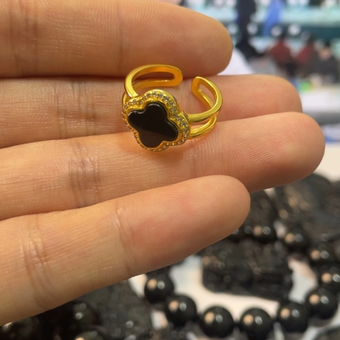 【闪购商品】翡翠吊坠(不含链)未镶嵌18