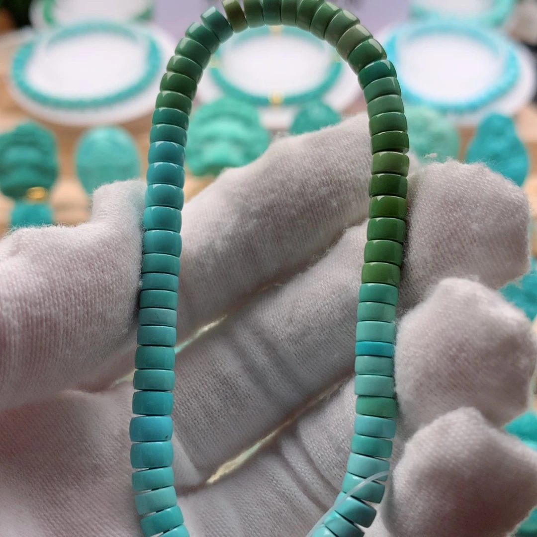 绿松石配饰未镶嵌