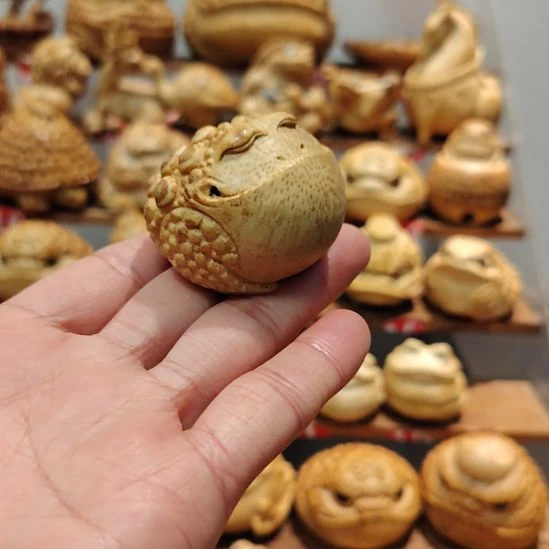 竹悟道金蟾竹根雕三足金蟾