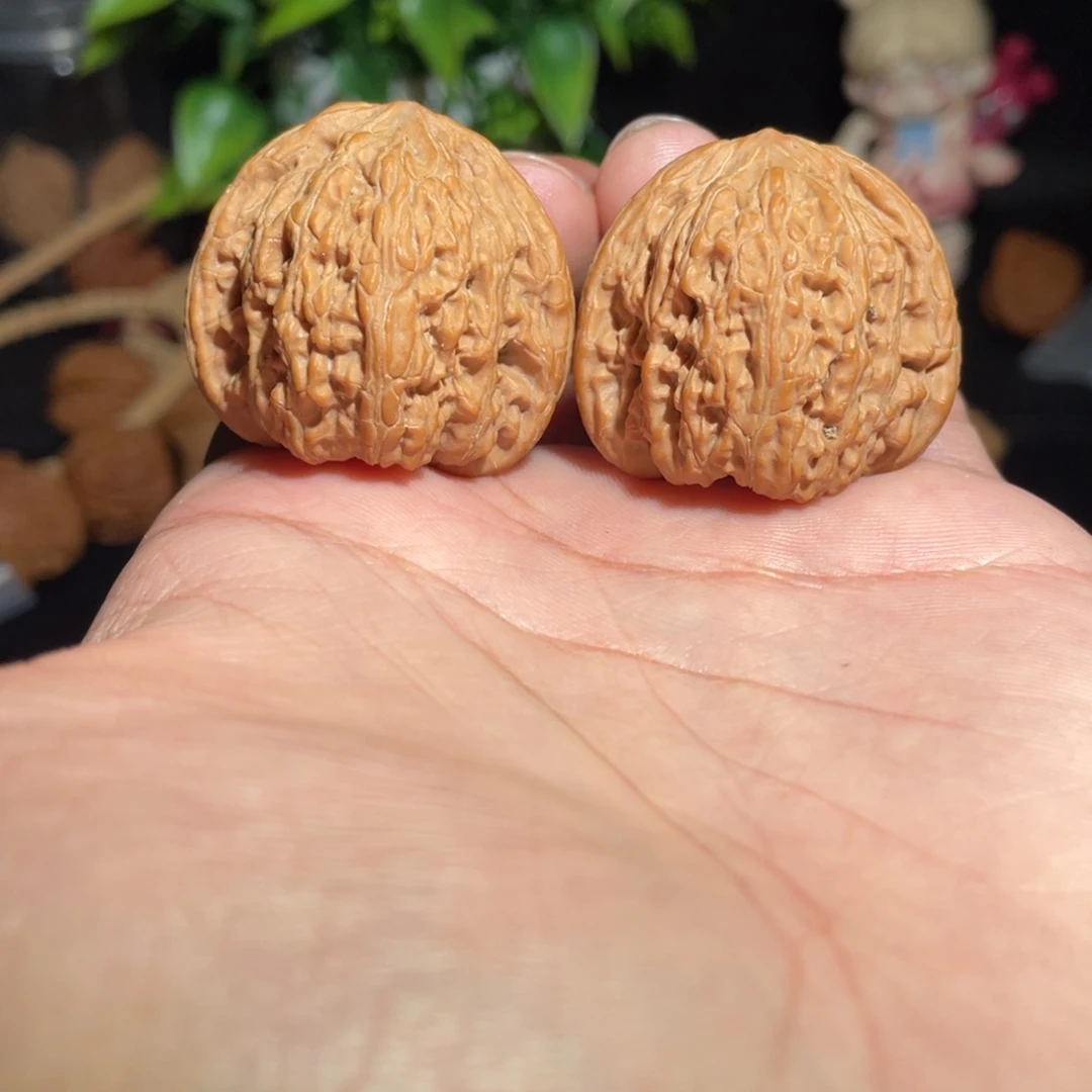 把件文玩核桃36红宝石