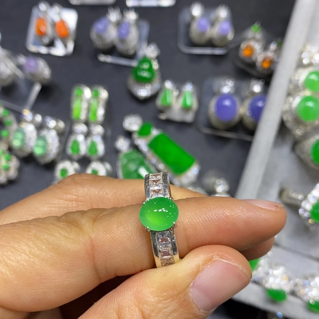 定制翡翠未镶嵌买断不退