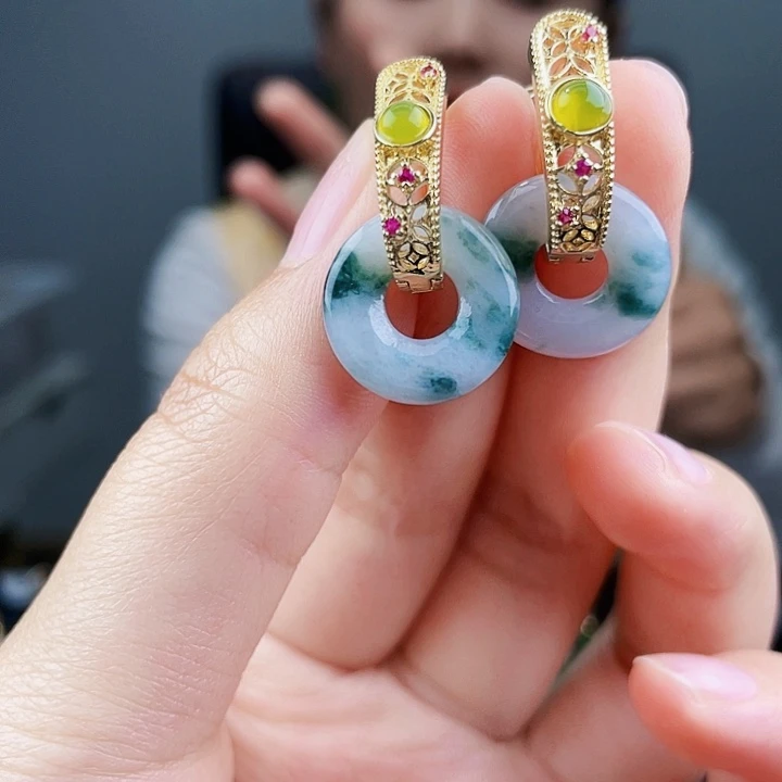 翡翠耳饰未镶嵌饰品