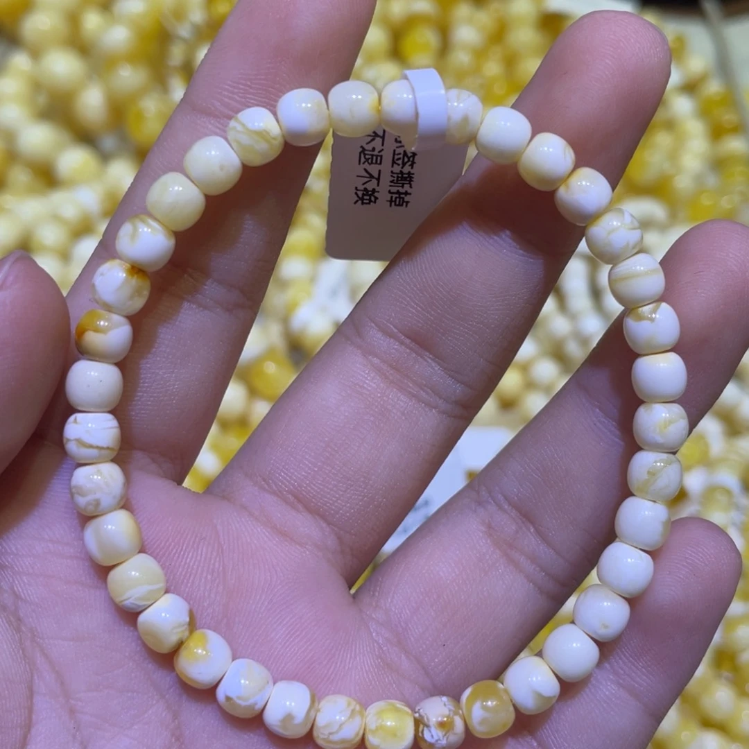 蜜蜡未镶嵌珠宝奇石5.5m