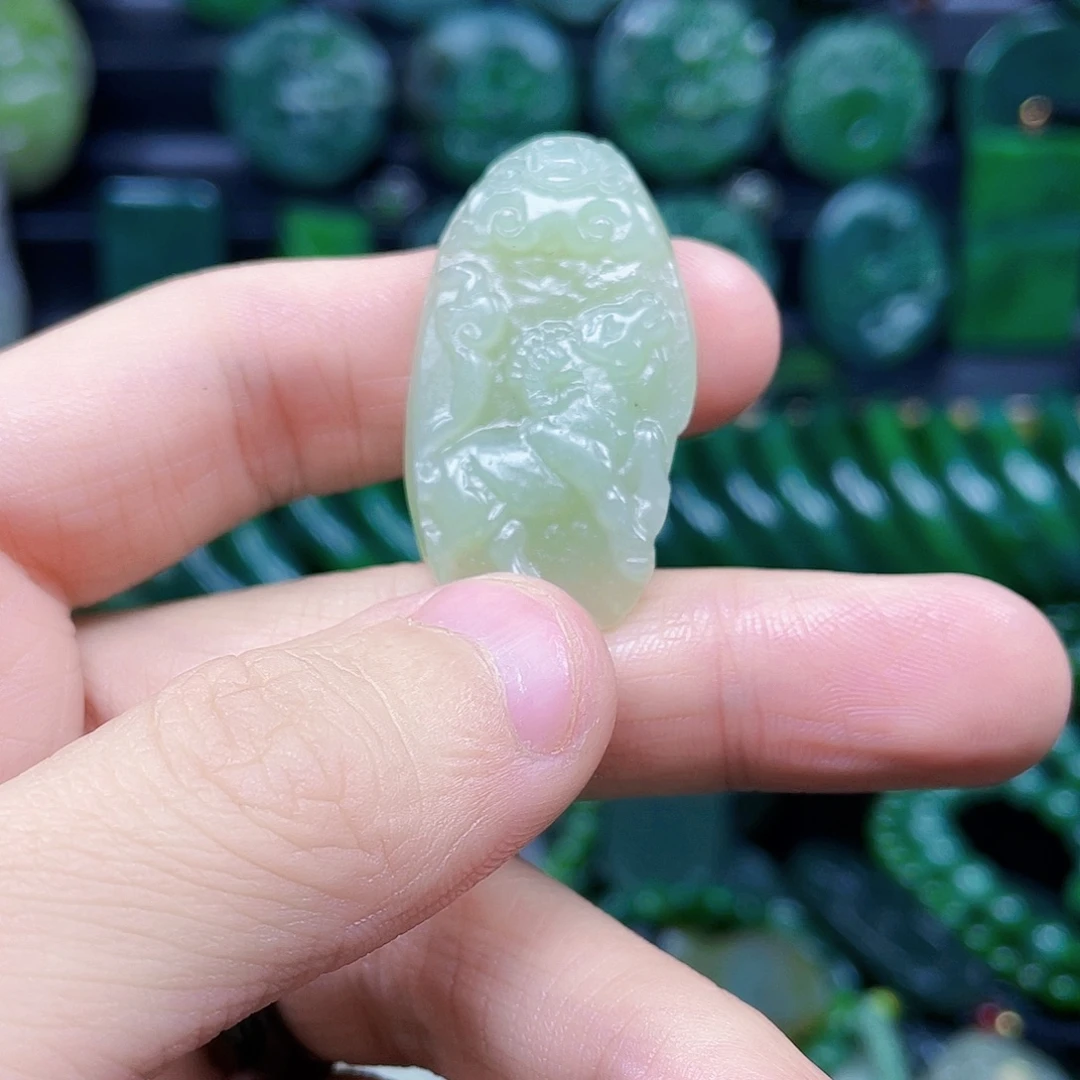 和田玉未镶嵌珠宝半成品