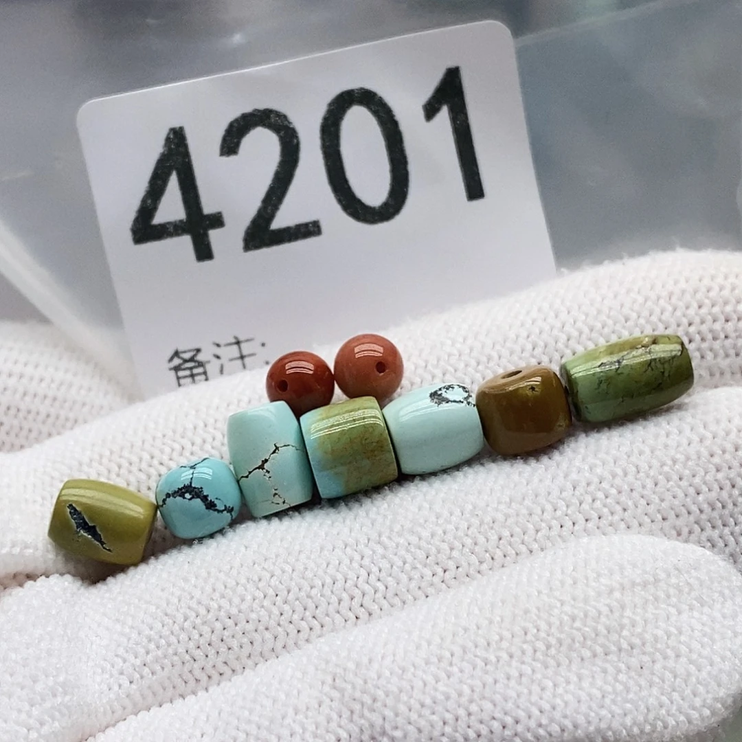 颈饰未镶嵌南红玛瑙