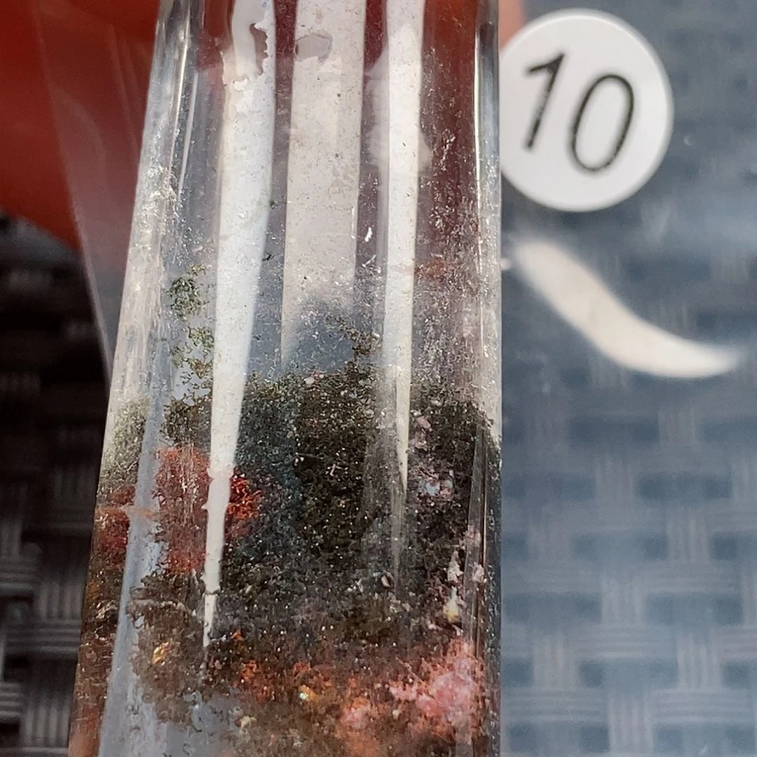 未镶嵌颈饰水晶坐***时