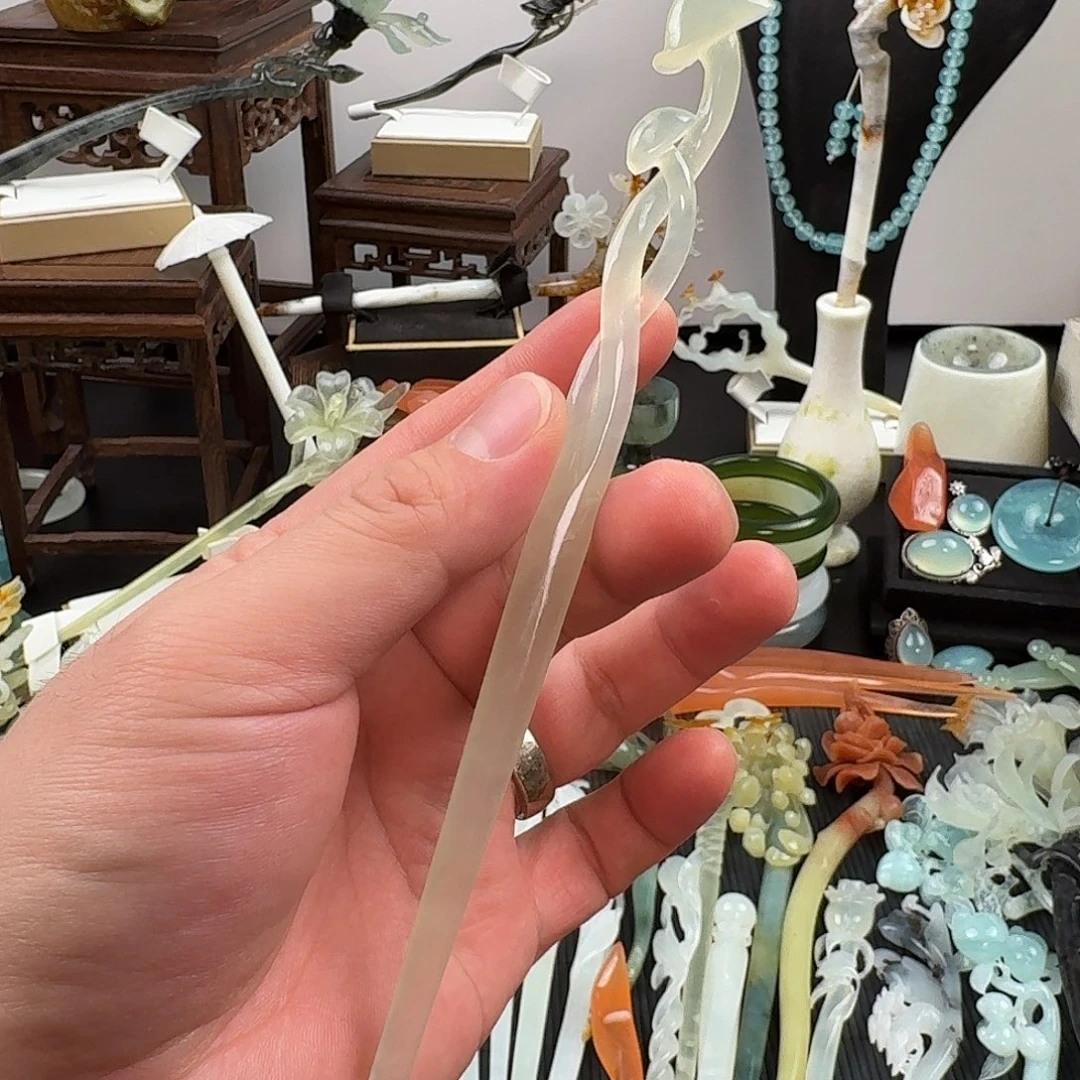 蛇纹石玉未镶嵌发饰