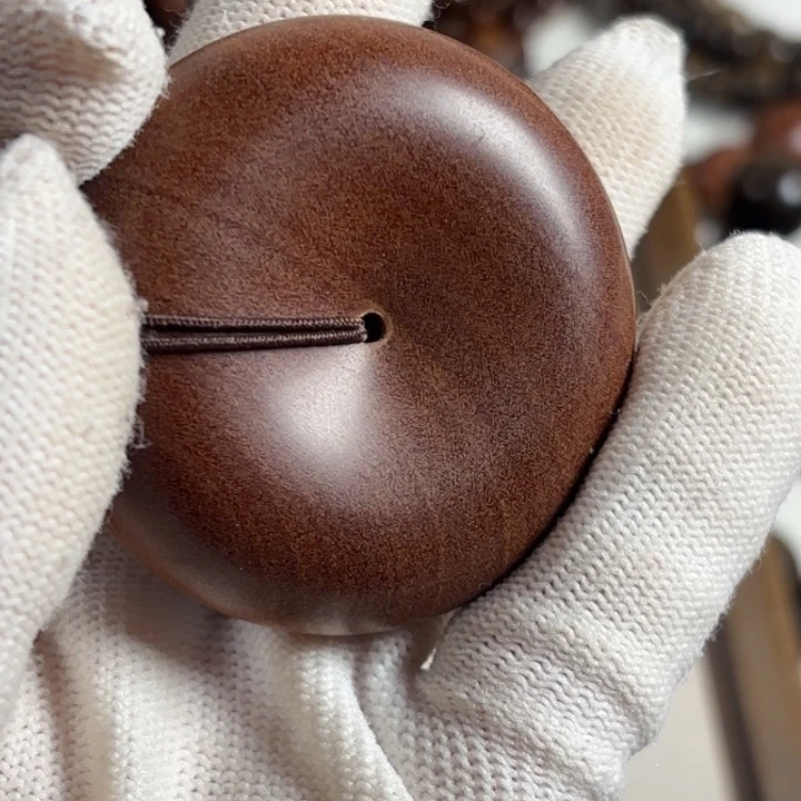 越***儿檀香木老山檀红肉平安扣焦糖奶香