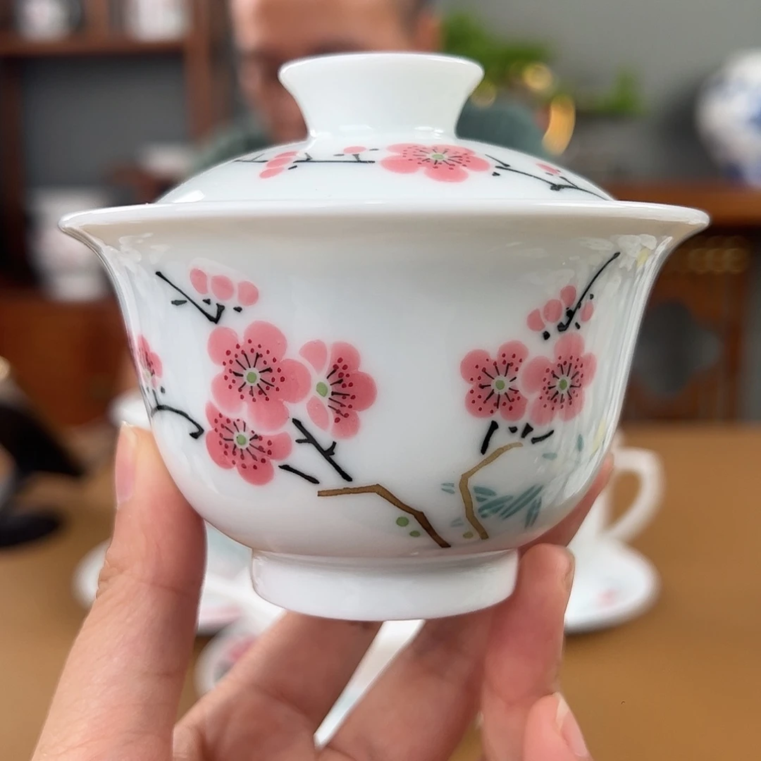 玉泥 红梅两才盖碗