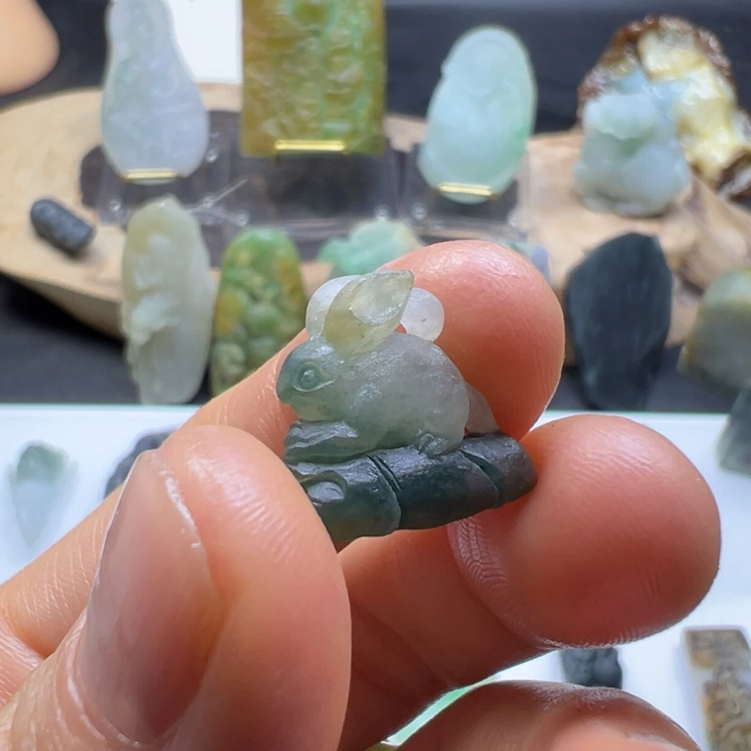 定制翡翠未镶嵌缅甸翡翠A货挂件