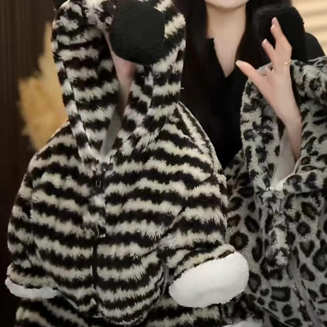 儿童连帽家居服冬季套装2025新款三层夹棉加绒外穿套装加厚保暖服