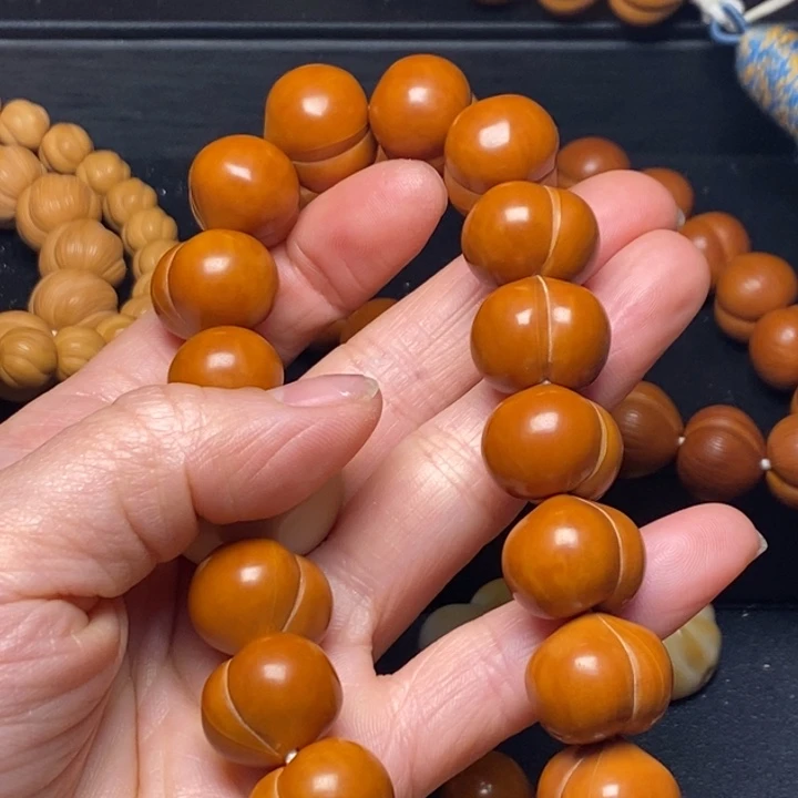 梁***子手串/手链核桃猴头核桃屁桃微瑕加猫爪元宝