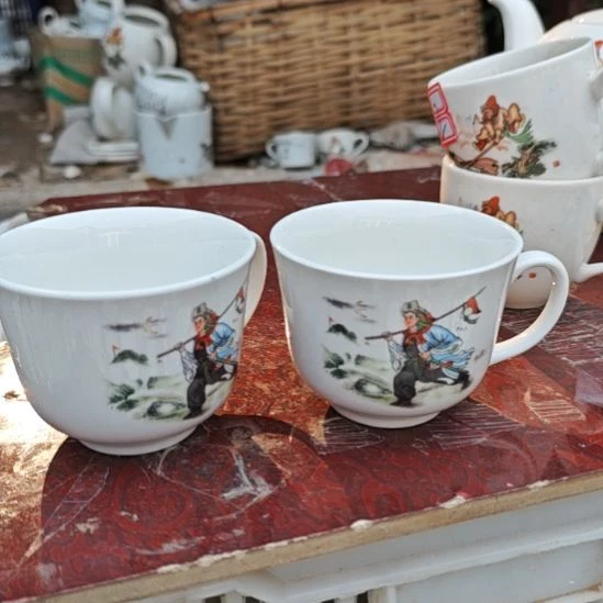 库存微瑕林冲杯子两个容量150毫升左右