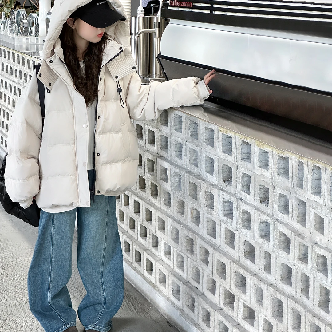 女童冬季90绒白鸭绒短款连帽羽绒服外套2025新款女大童冬装面包服