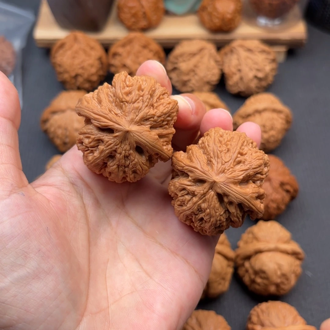 文玩核桃吊坠球筋43