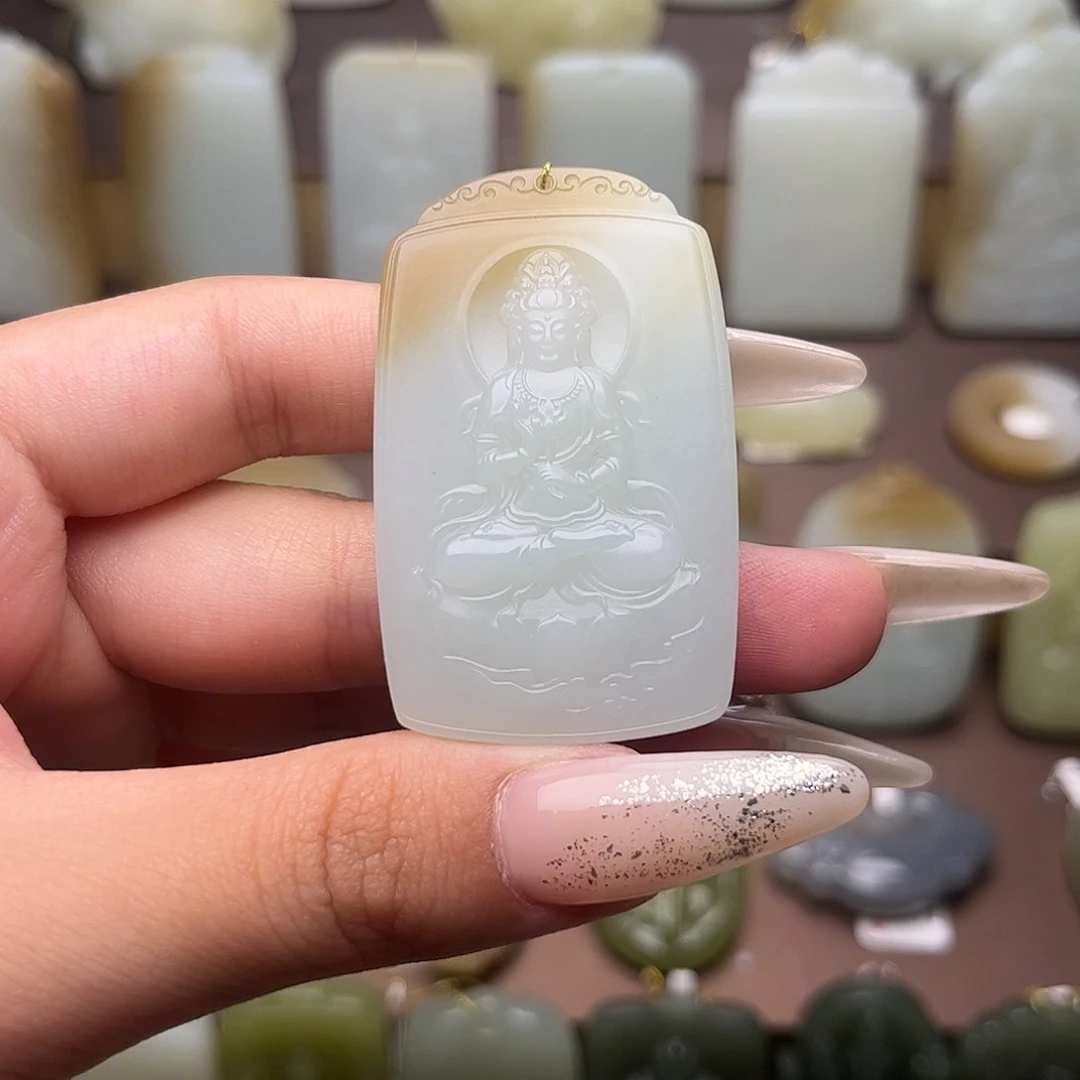 和田玉未镶嵌颈饰