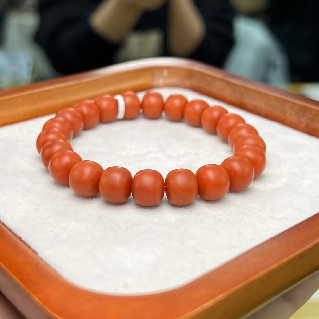 诚信经营支持年退换 南红精工老型哑光手串10mm 多样性发一