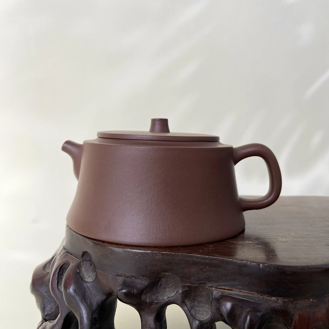 宜兴手工紫砂陶 （储小珍）茶壶GS4207-8