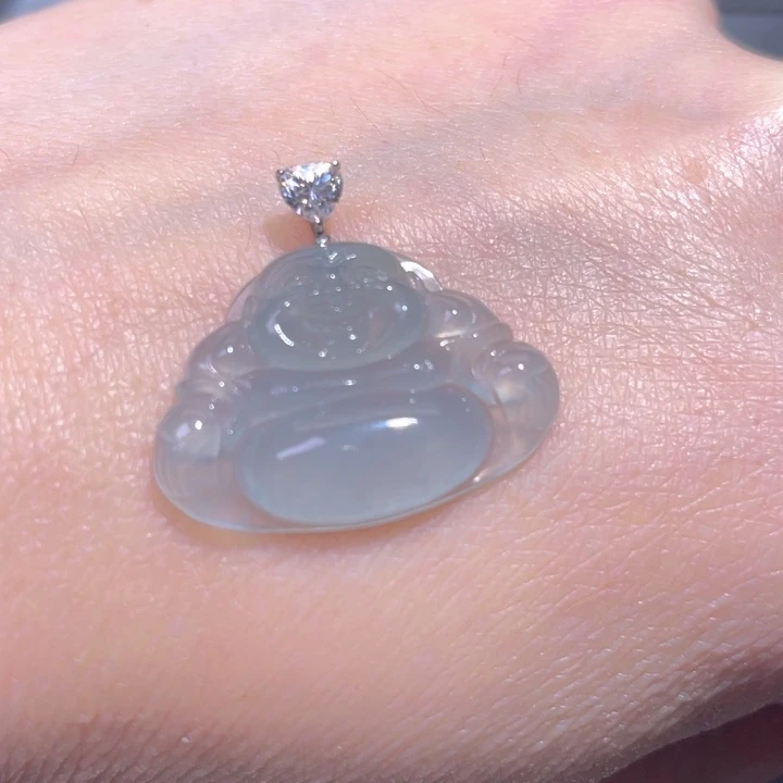 颈饰18K金镶嵌翡翠翡翠