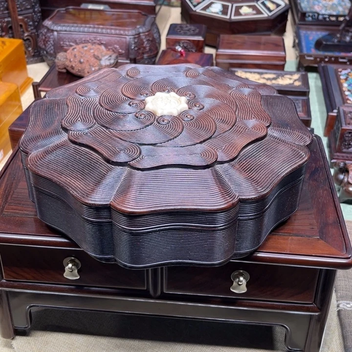 紫檀木类成套家具
