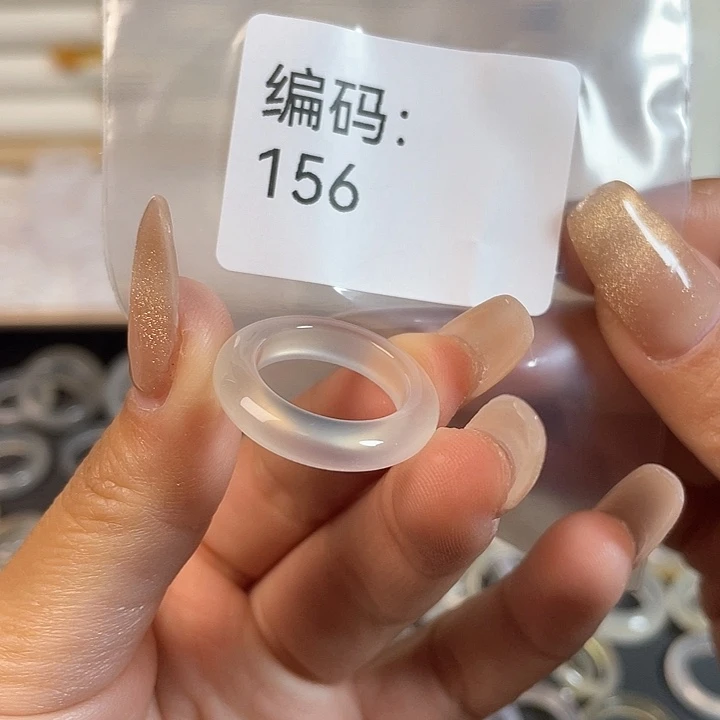 玛瑙/玉髓未镶嵌戒指156港11.5