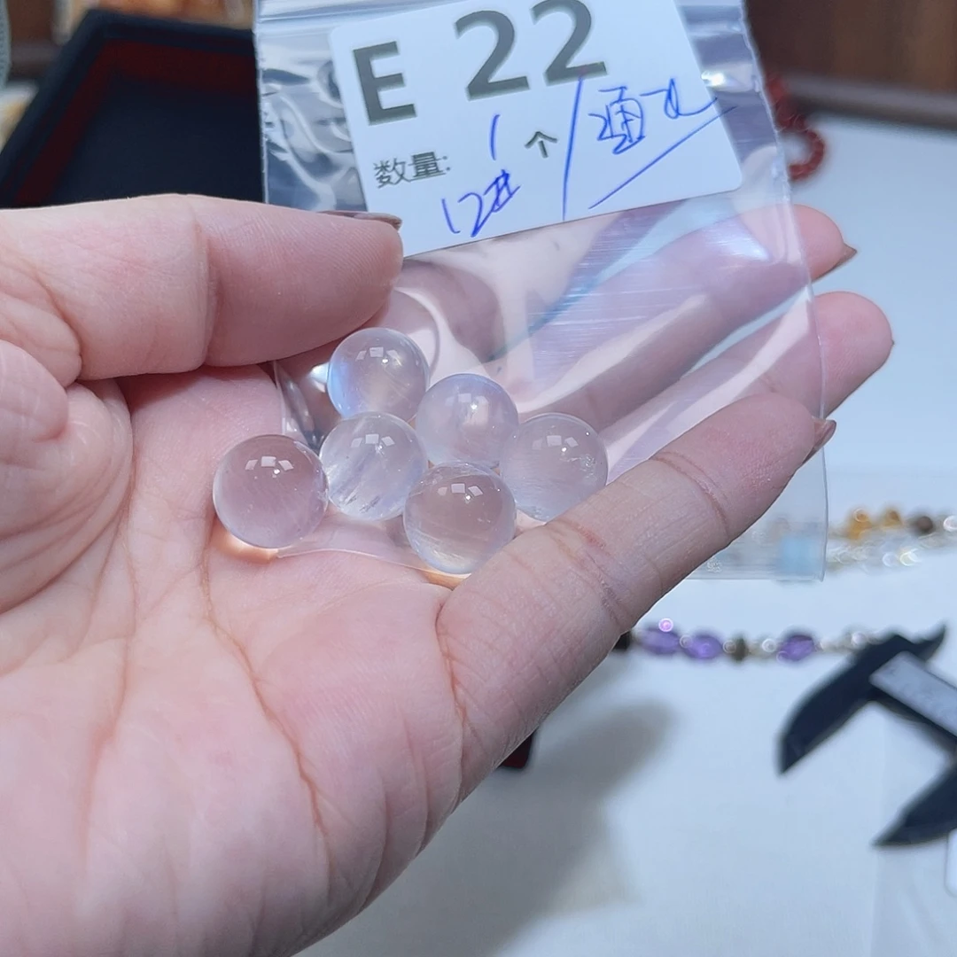 珠宝半成品月光石未镶嵌E22。