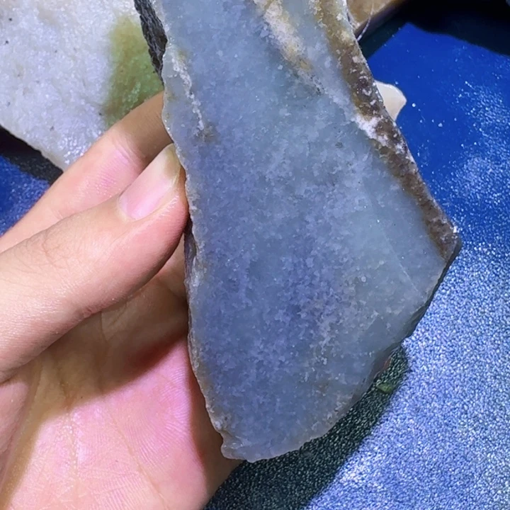 和田玉未镶嵌珠宝半成品
