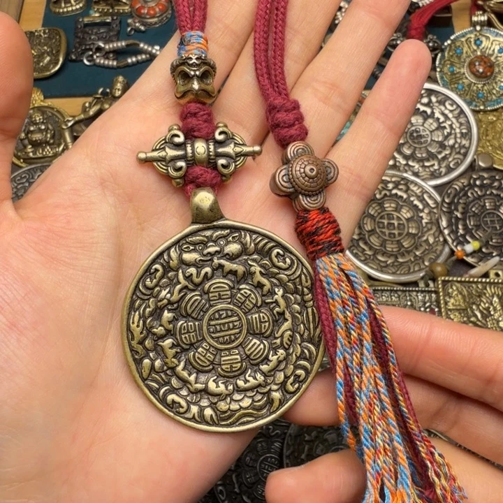 藏传文玩九宫如图