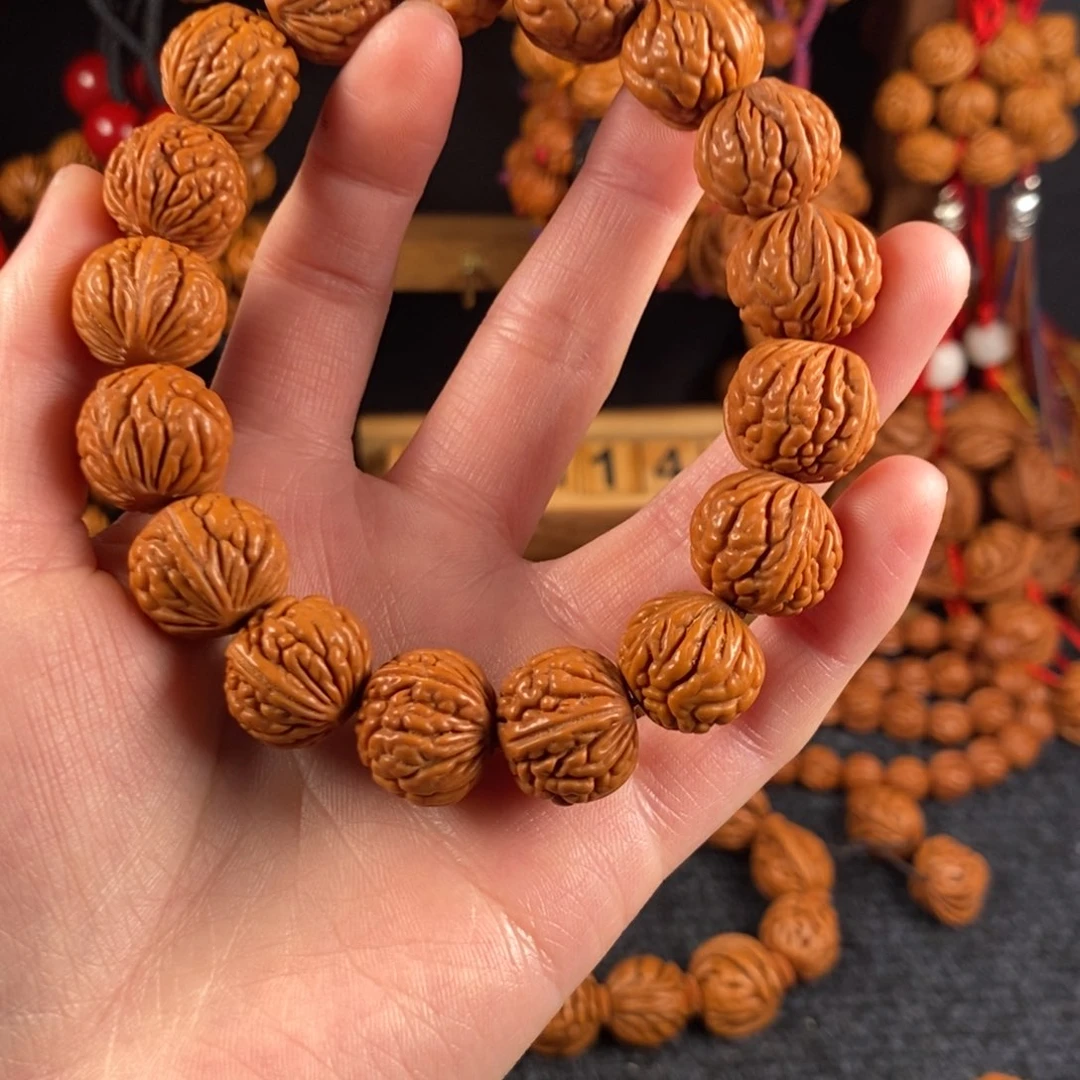 吊坠桃核18链接桃枭手串