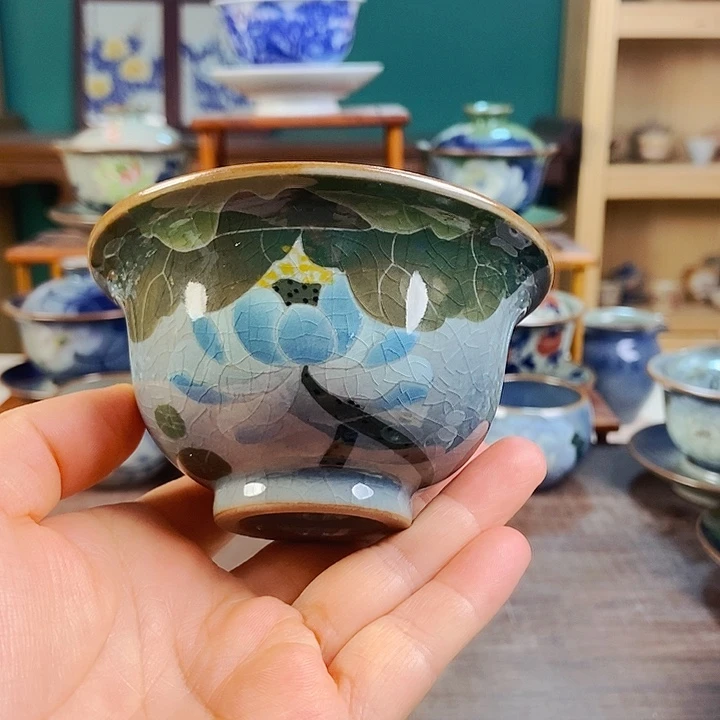 瓷片手工制作工艺精湛等