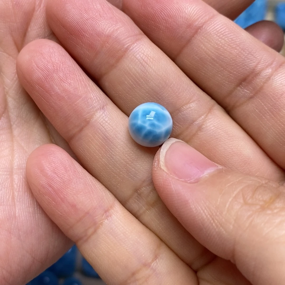风***子未镶嵌针钠钙石（海纹石）颈饰