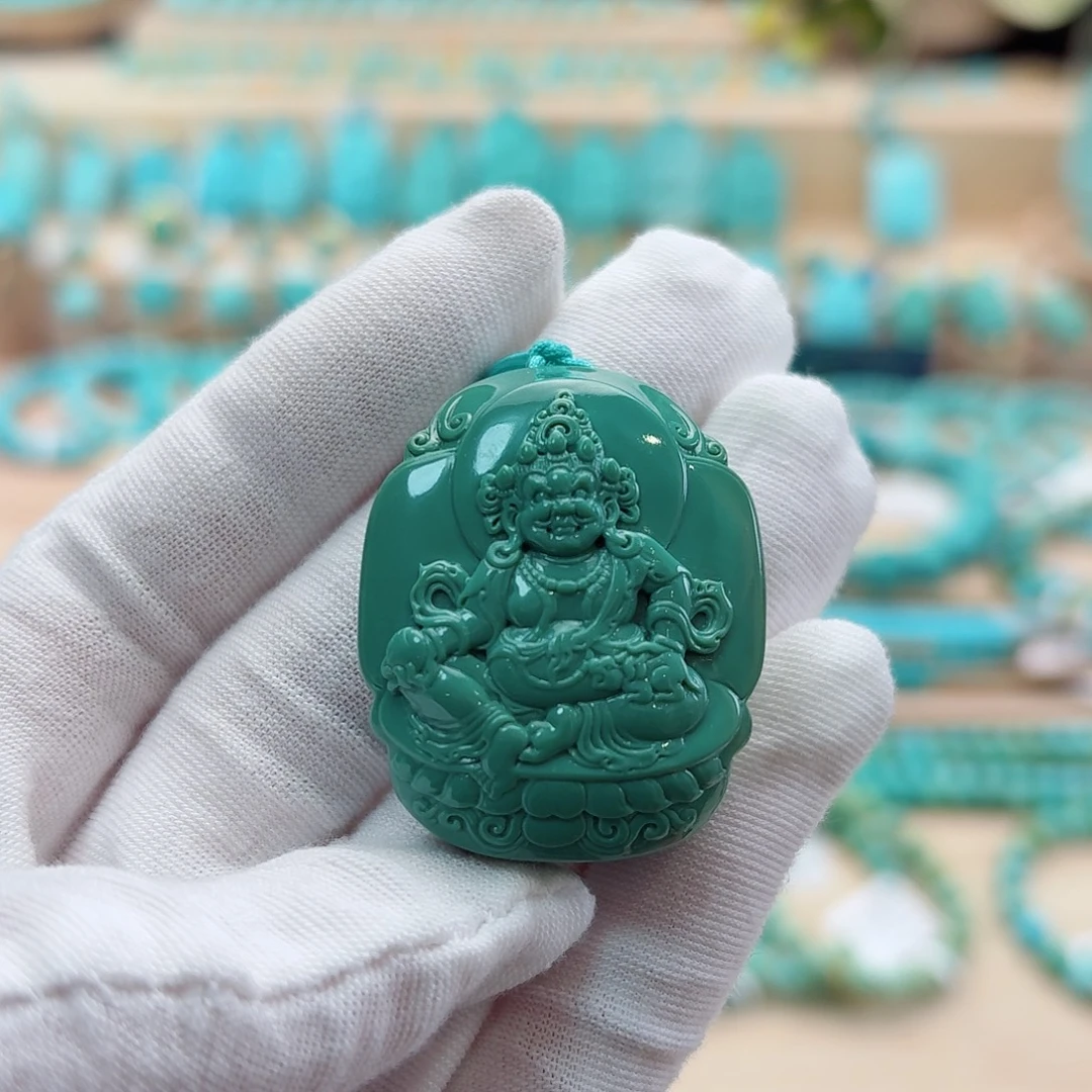 绿松石未镶嵌珠宝奇石泡油