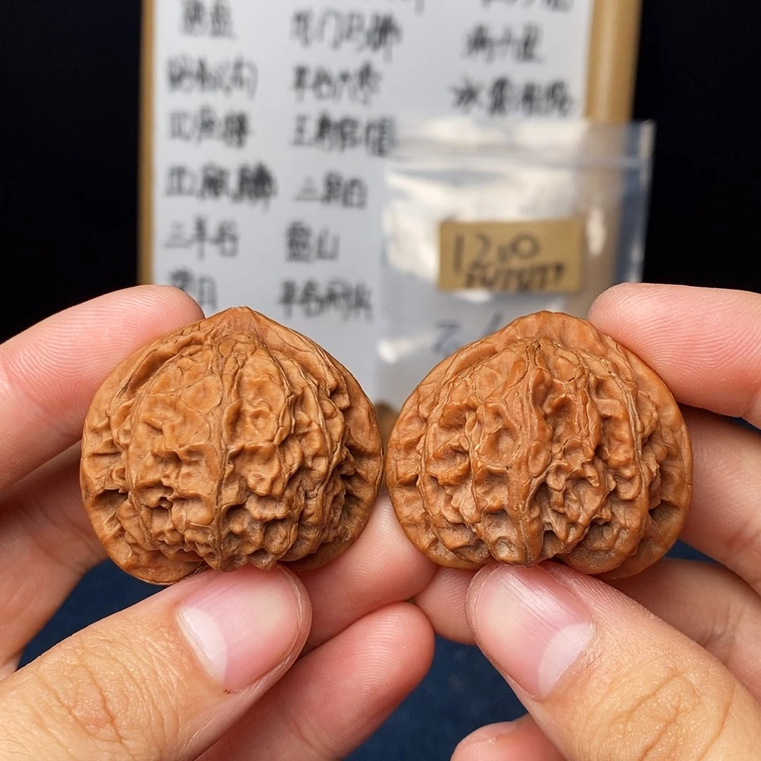 文玩核桃吊坠宫灯