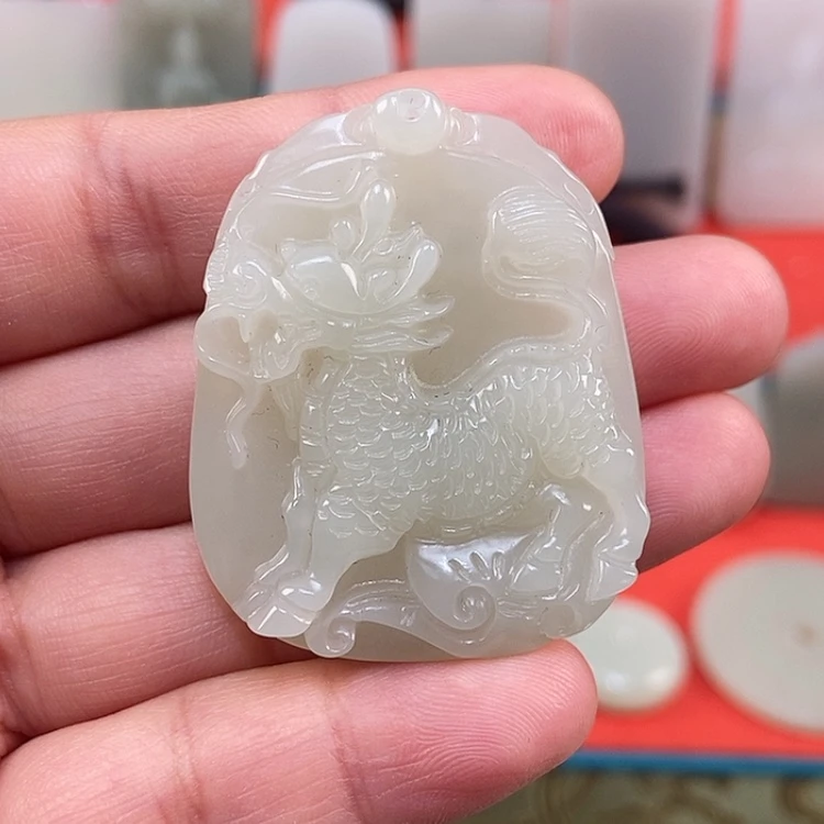 【闪购商品】颈饰未镶嵌和田玉