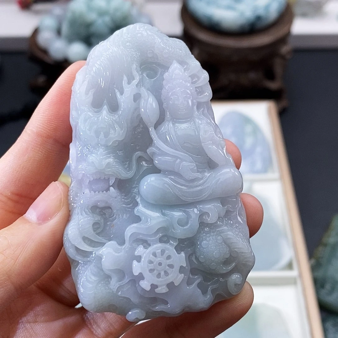 翡翠未镶嵌颈饰黑**间缅甸翡翠a货