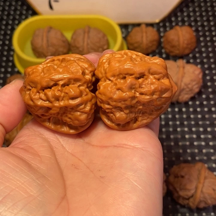 L***x把件文玩核桃蛙王